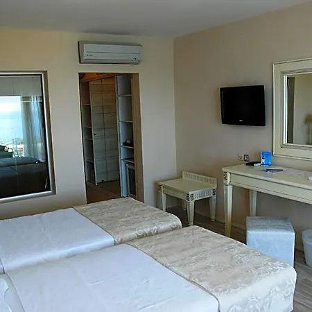 Otel Lavista Boutique 4*